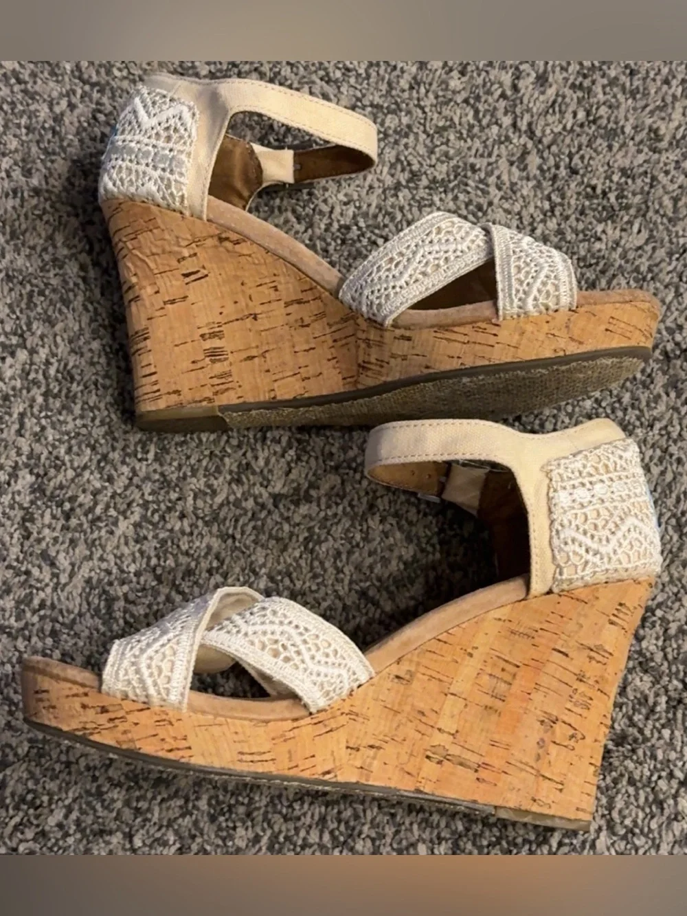 TOMS Sienna Cream Lace Ankle-Strap Wedge Sandals, Size 7